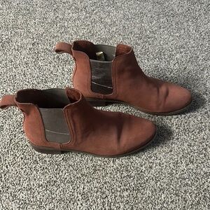 Toms short boots